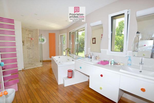 Maison  7 pièce(s) 186 m2