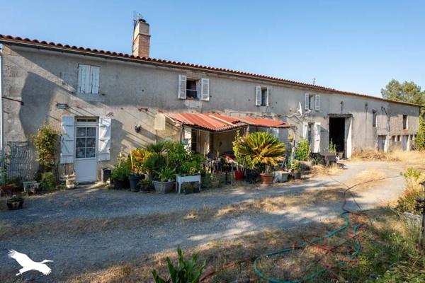 Maison 169 087 € Le Fouilloux 4 p 196 m² DPE E