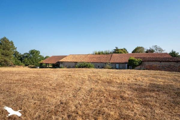 Maison 169 087 € Le Fouilloux 4 p 196 m² DPE E