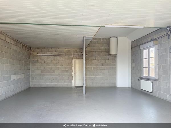 Maison de plain-pied avec dépendances et appartement locatif Le Loroux-Bottereau