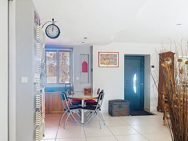 Maison de plain-pied avec dépendances et appartement locatif Le Loroux-Bottereau