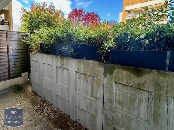 Appartement à louer 2 pièces 43.87m²