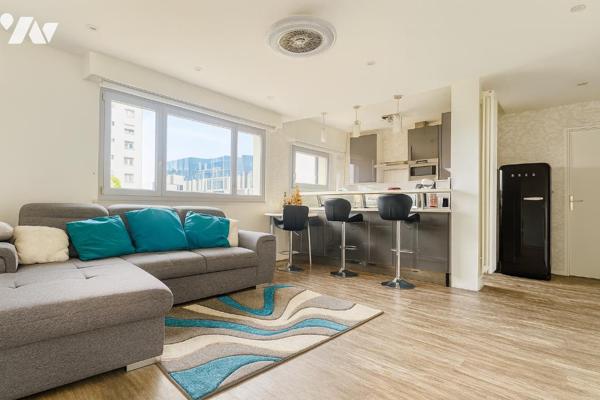 TOURS – Place Rabelais
Appartement T3 – 63 m² – Lumineux – Emplacement recherché