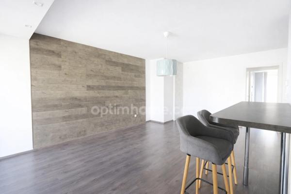 AMNEVILLE - APPARTEMENT 3 PIÈCES AVEC 2 CHAMBRES ! PARKING ET BALCON !