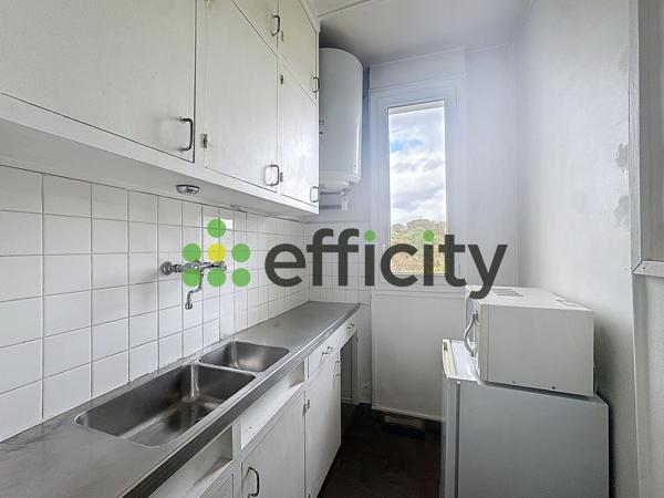 Appartement
         1 pièce
        - 25 m² 150 150 € *