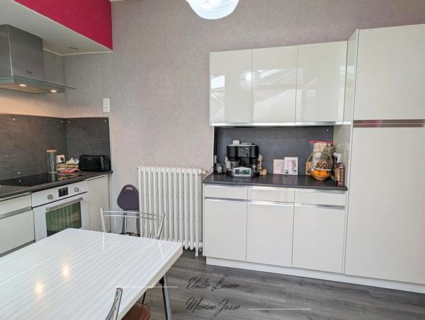 À Vendre – Maison de Ville avec Local Commercial, Terrasse, Dépendance & Grand Garage – Hyper-Centre de Tarbes