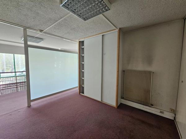 Vente Bureau 8 pièces 146 m2 à Tarbes