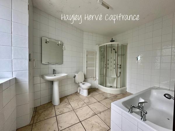 Maison à vendre 6 pièces VIRE (14) avec atelier