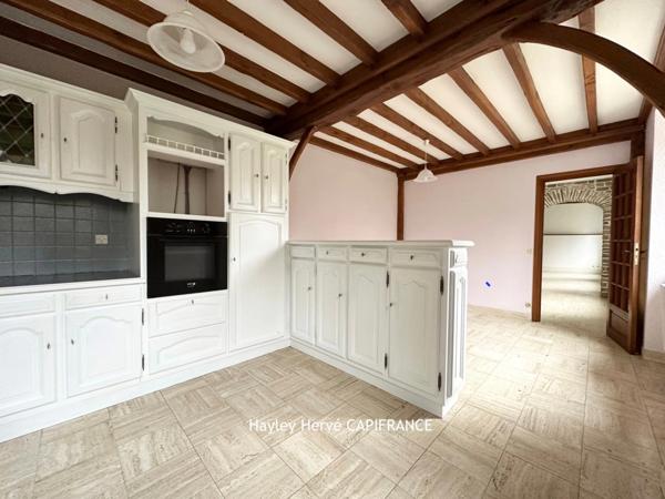 Maison à vendre 6 pièces VIRE (14) avec atelier