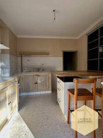 Courthézon (84350) Maison 5 pièces avec jardin et garage