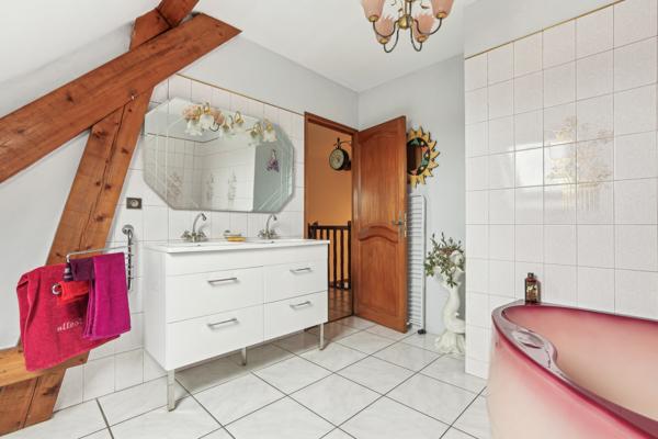 Maison 5 pièces - 140 m²