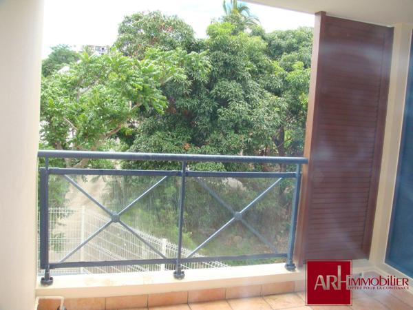 A LOUER APPT F3 Duplex au calme Ste Clotilde