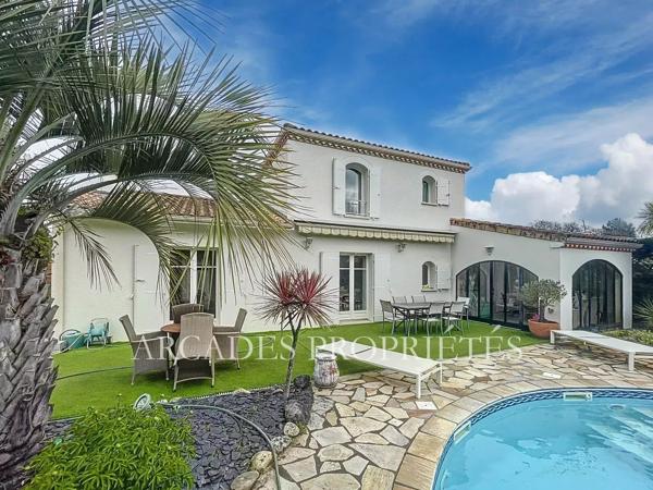 MAISON FAMILIALE D'EXCEPTION MERIGNAC
