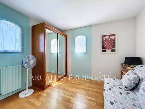 MAISON FAMILIALE D'EXCEPTION MERIGNAC