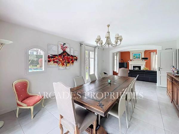 MAISON FAMILIALE D'EXCEPTION MERIGNAC