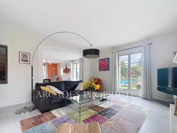 MAISON FAMILIALE D'EXCEPTION MERIGNAC