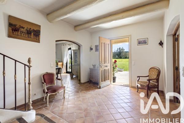 Maison à vendre 6 pièces 183 m² Fuveau