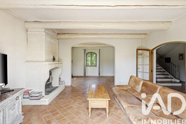 Maison à vendre 6 pièces 183 m² Fuveau
