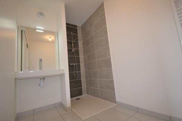 Location appartement 2 pièce(s) 42 m²