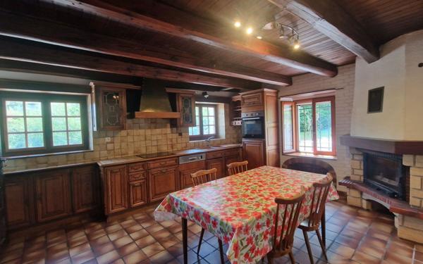 Maison à louer    5 pièces • 260 m2 Chavannaz