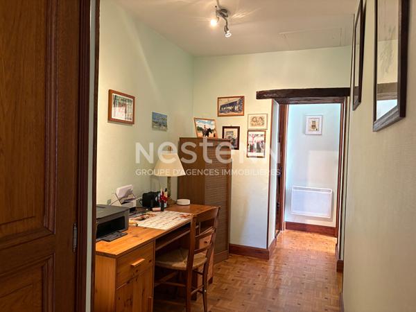Maison 4 pièces à vendre à Bressuire - Longère en bon état avec garage