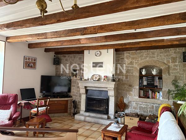 Maison 4 pièces à vendre à Bressuire - Longère en bon état avec garage