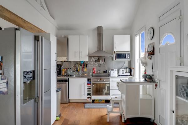 SEVRES RIVE GAUCHE - MAISON DE CHARME €625 000 ** - Référence 581-S