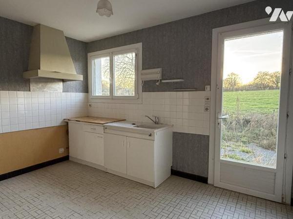 Ensemble de deux maisons d'habitation avec dépendances