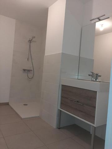 Appartement 3 pièces de 72 m² à St just st rambert