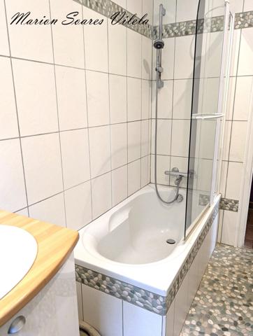 Maison plain pied sur sous-sol total semi-enterré, CHAUMES EN BRIE (77)