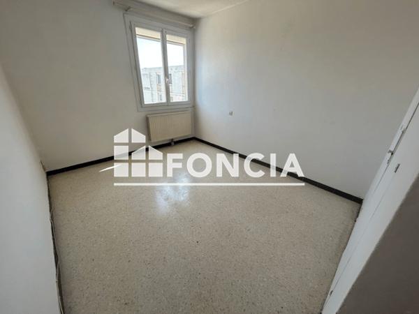 Location Appartement 2 pièces 49.3 m² - 29 RUE DES JONQUILLES Lunel 34400
