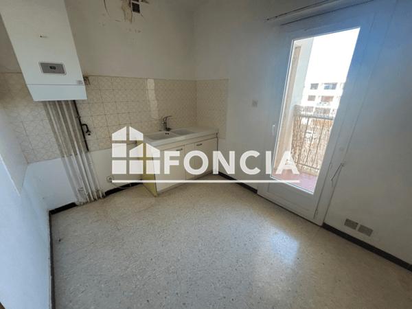 Location Appartement 2 pièces 49.3 m² - 29 RUE DES JONQUILLES Lunel 34400