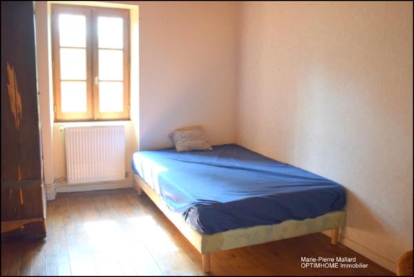 Maison typique en à 10 mn de Royère de Vassivière à 85 800 €