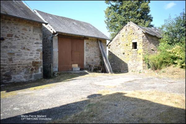 Maison typique en à 10 mn de Royère de Vassivière à 85 800 €