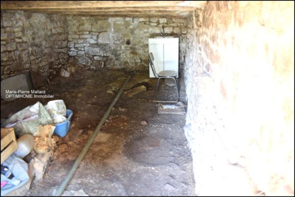 Maison typique en à 10 mn de Royère de Vassivière à 85 800 €