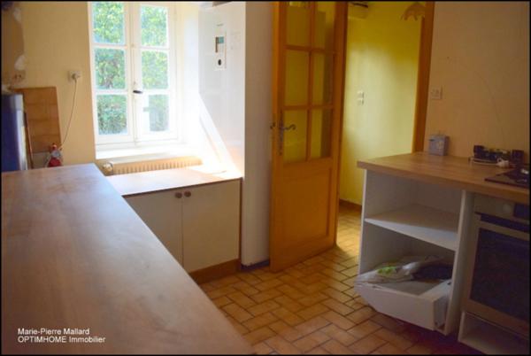 Maison typique en à 10 mn de Royère de Vassivière à 85 800 €