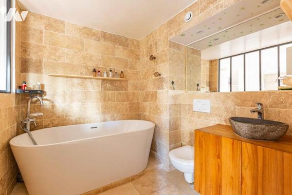 Appartement avec terrasses en plein coeur de Montmartre