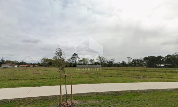 Vente terrain - 611m²/250m² de surface plancher constructible - Cadre paisible