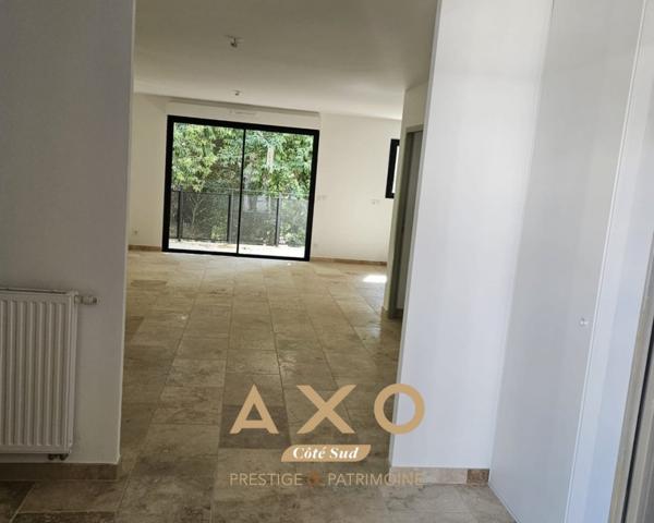 SAINT REMY - T3 - 77 M2 - 1 TERRASSE - BOX - 598 300 €