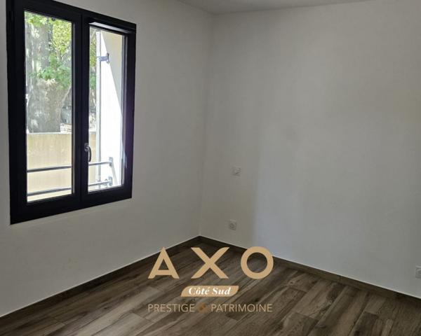 SAINT REMY - T3 - 77 M2 - 1 TERRASSE - BOX - 598 300 €