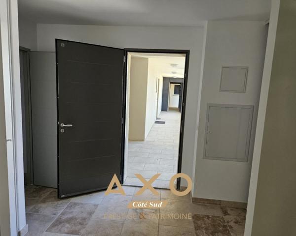 SAINT REMY - T3 - 77 M2 - 1 TERRASSE - BOX - 598 300 €