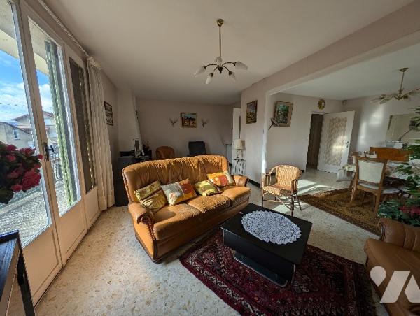 BOURG LES VALENCE - Maison 200 m², 4 chambres + 3 garages