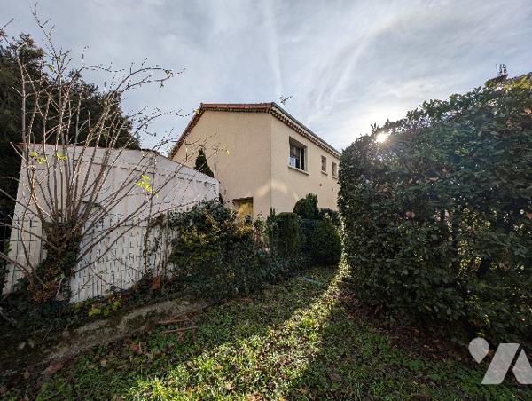 BOURG LES VALENCE - Maison 200 m², 4 chambres + 3 garages
