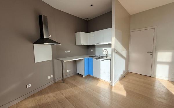 Appartement à louer    2 pièces •  Armentières