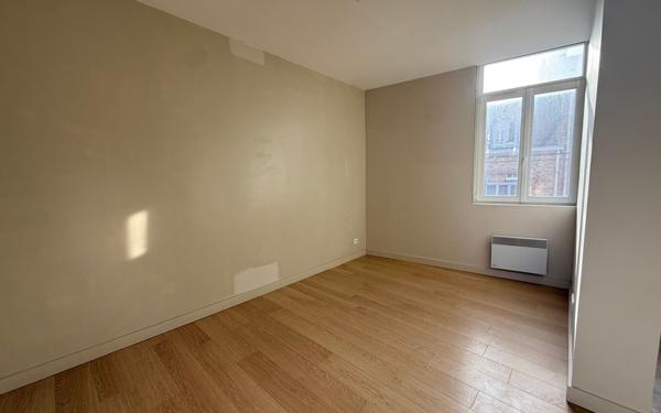 Appartement à louer    2 pièces •  Armentières