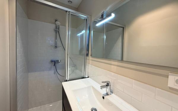 Appartement à louer    2 pièces •  Armentières