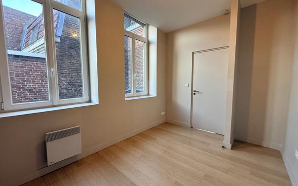 Appartement à louer    2 pièces •  Armentières