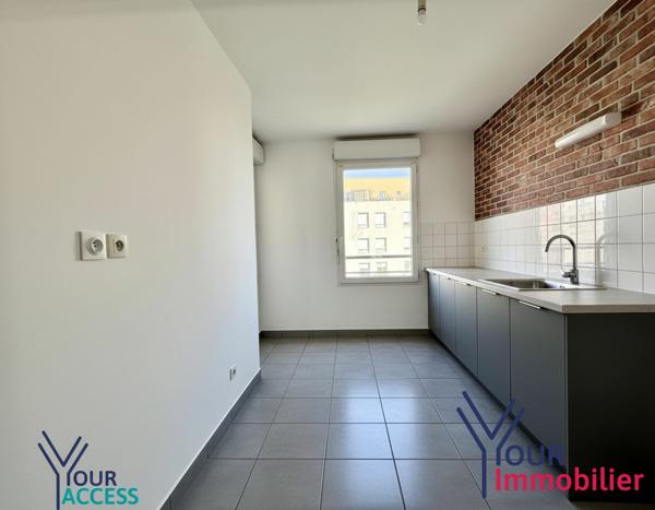 Appartement à vendre, 4 pièces - Décines-Charpieu 69150
