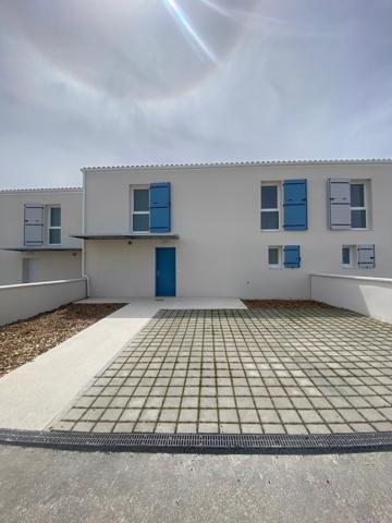 LES CHENES VERTS DOMPIERRE SUR MER – MAISON T5