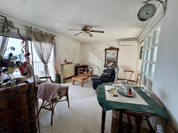 Appartement 2 pièces à vendre à Martigues - Dernier étage vue étang avec balcon et parking